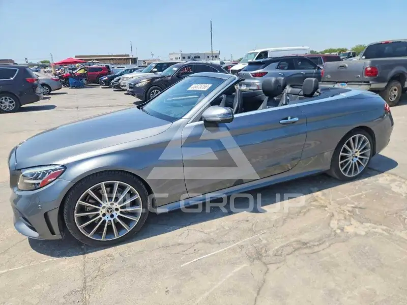 2019 Mercedes Benz C-Class фото