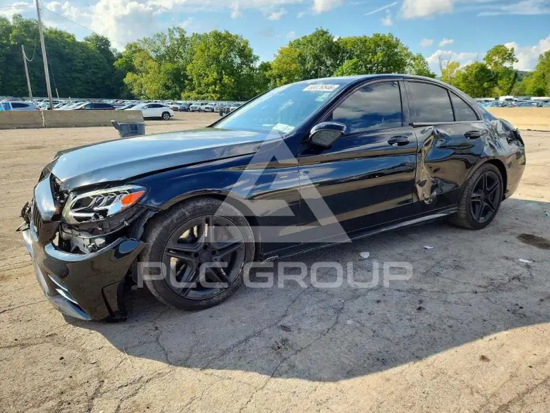 2019 Mercedes Benz C-Class фото