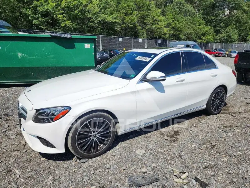 2019 Mercedes Benz C-Class фото