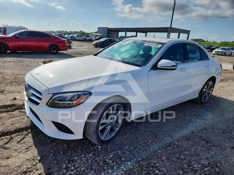 2019 Mercedes Benz C-Class фото