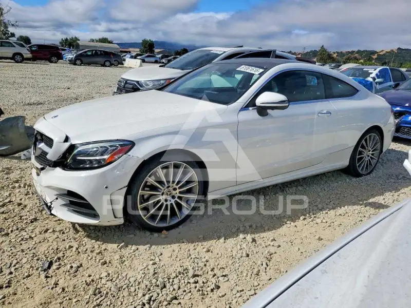 2019 Mercedes Benz C-Class фото
