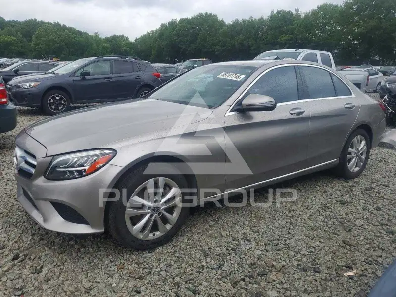 2019 Mercedes Benz C-Class фото