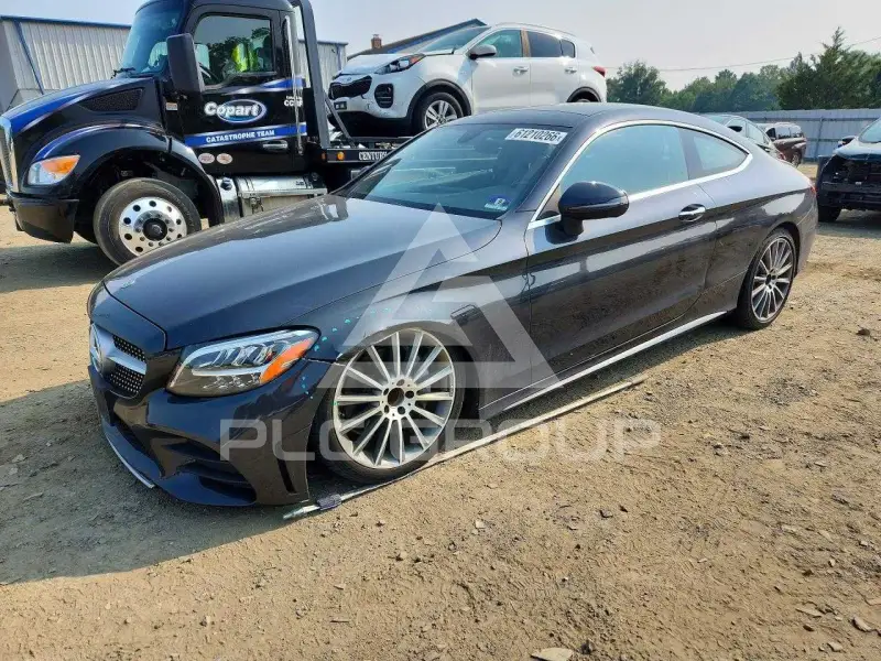 2019 Mercedes Benz C-Class фото