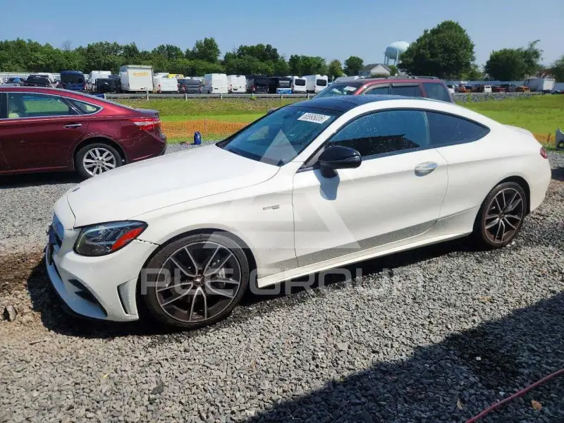2019 Mercedes Benz C-Class photo
