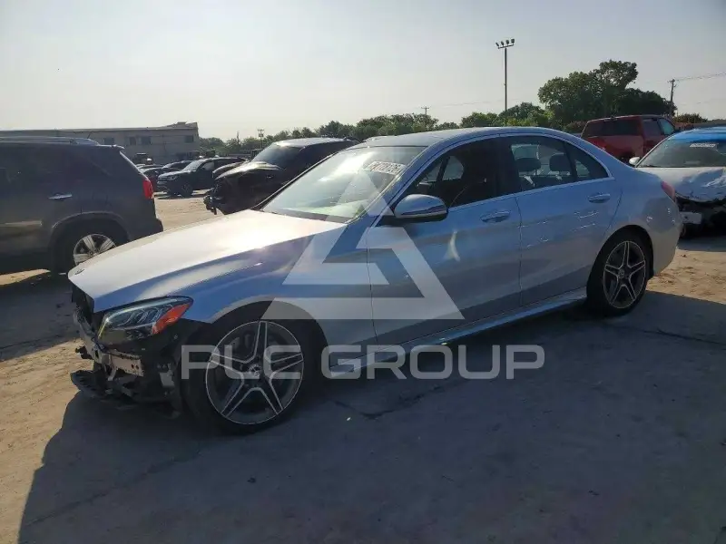 2019 Mercedes Benz C-Class photo