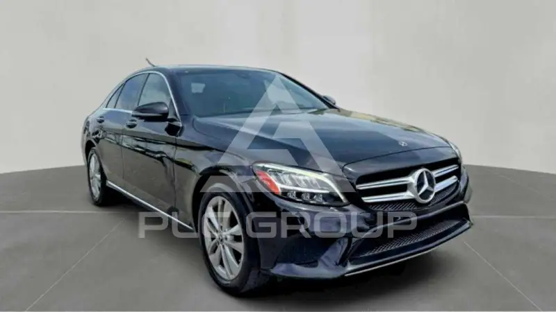2019 Mercedes Benz C-Class фото