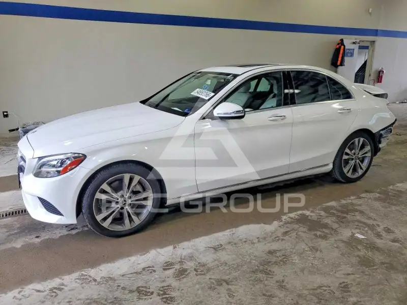 2019 Mercedes Benz C-Class фото