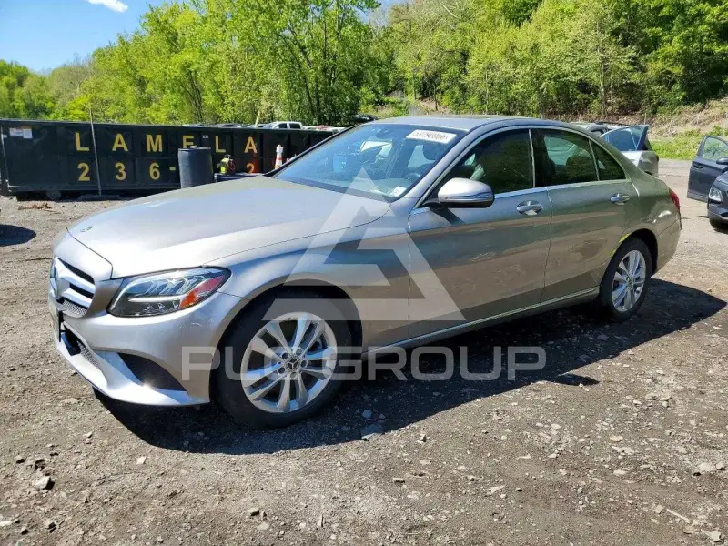 2019 Mercedes Benz C-Class фото
