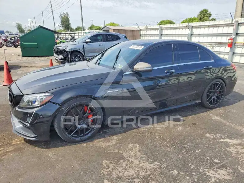 2019 Mercedes Benz C-Class фото