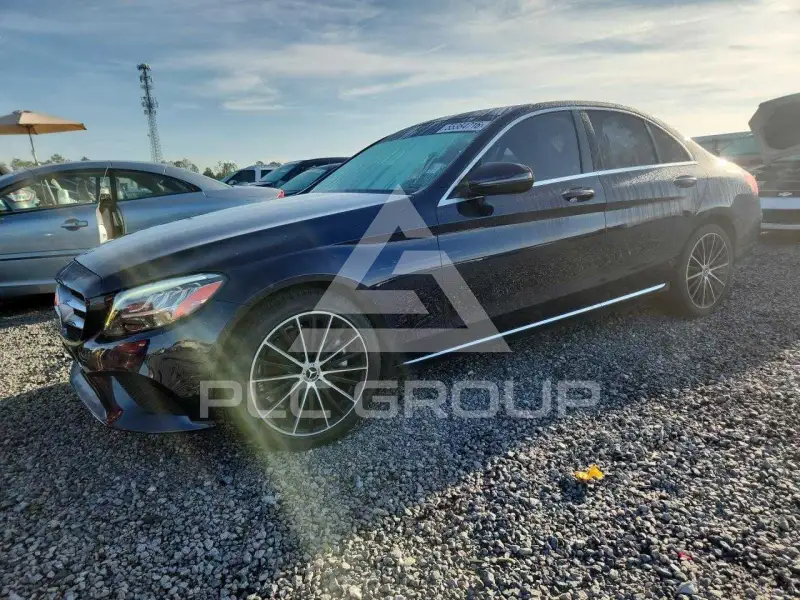 2019 Mercedes Benz C-Class фото