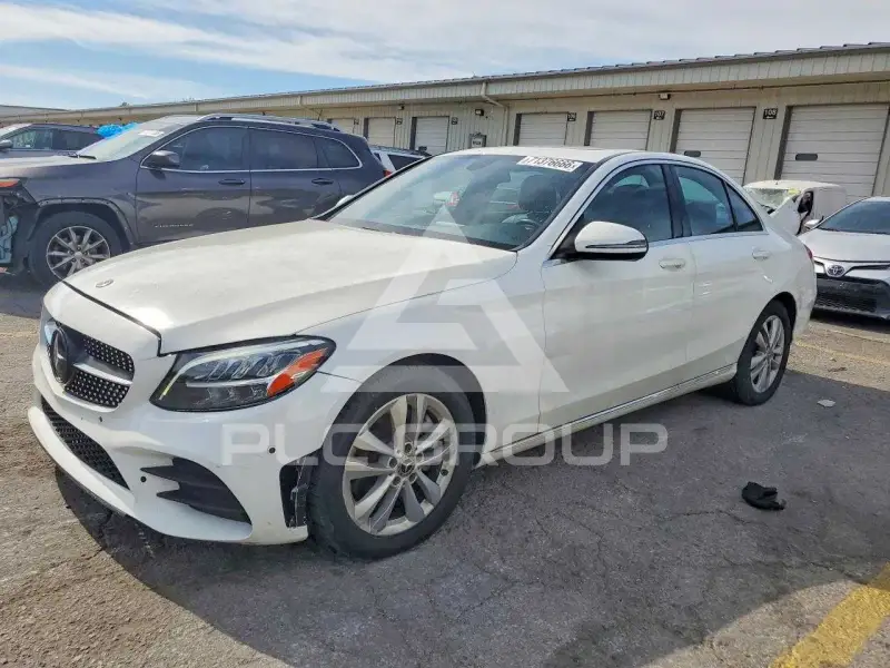 2019 Mercedes Benz C-Class фото