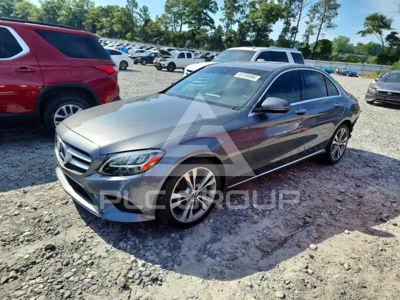 2019 Mercedes Benz C-Class photo