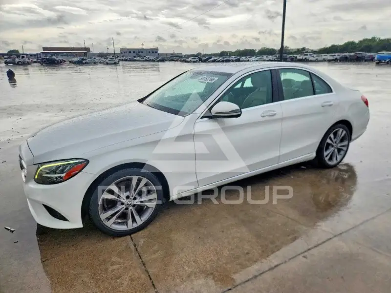 2019 Mercedes Benz C-Class фото
