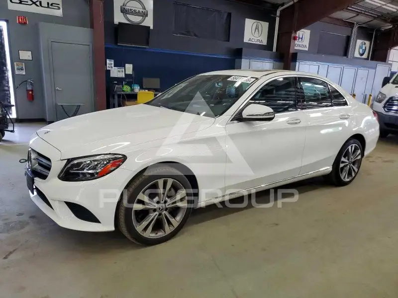 2019 Mercedes Benz C-Class photo
