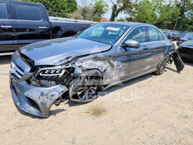 2019 Mercedes Benz C-Class фото