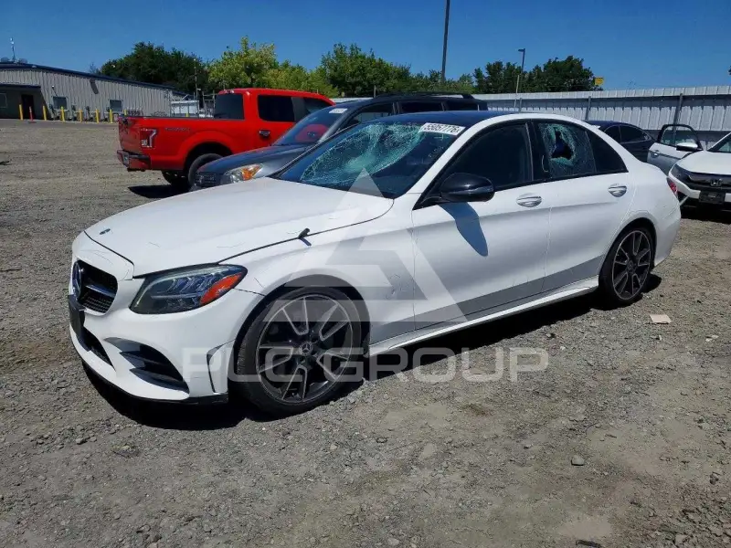 2019 Mercedes Benz C-Class фото
