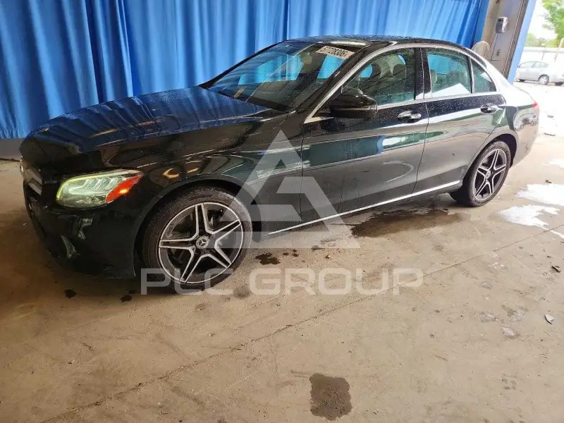 2019 Mercedes Benz C-Class фото