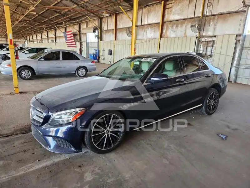 2019 Mercedes Benz C-Class фото