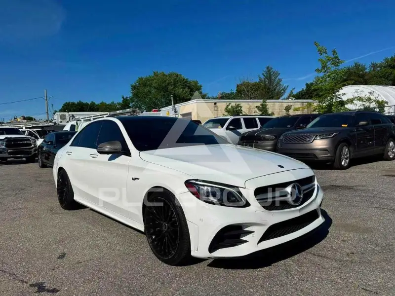 2019 Mercedes Benz C-Class фото