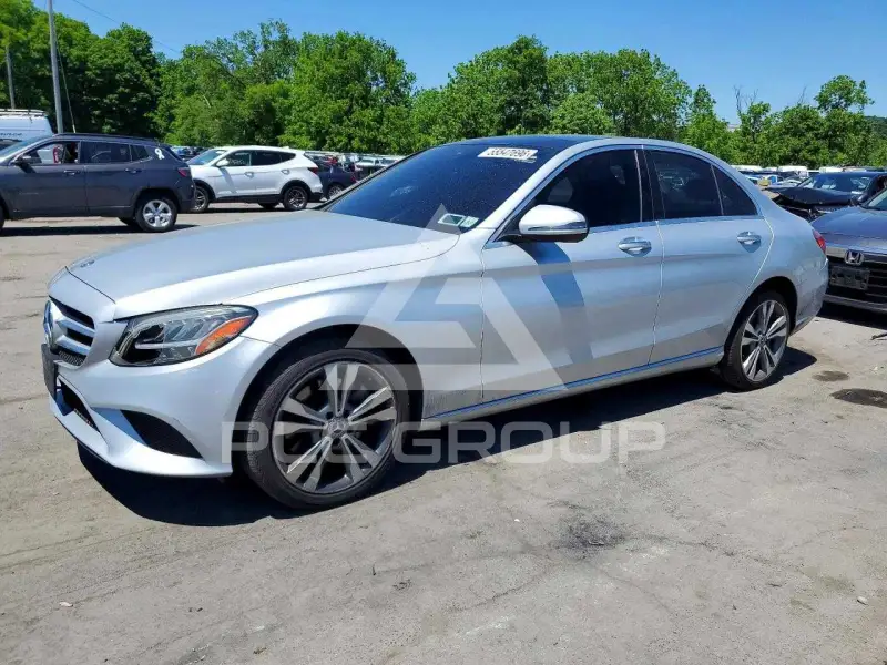 2019 Mercedes Benz C-Class фото