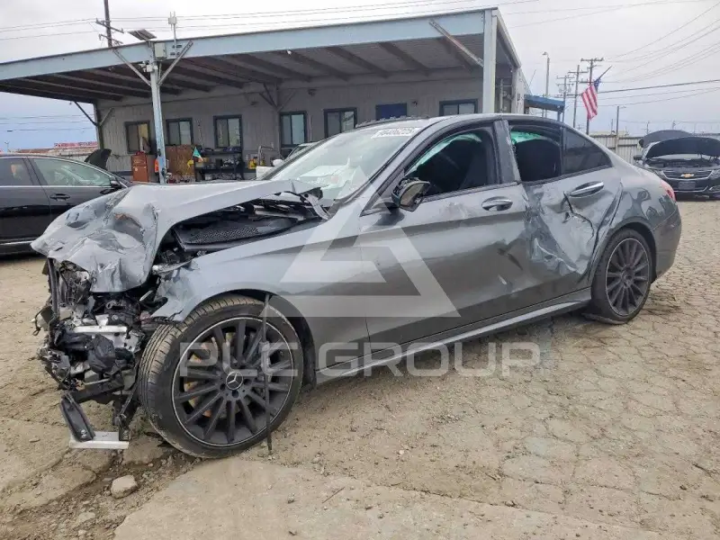 2019 Mercedes Benz C-Class фото