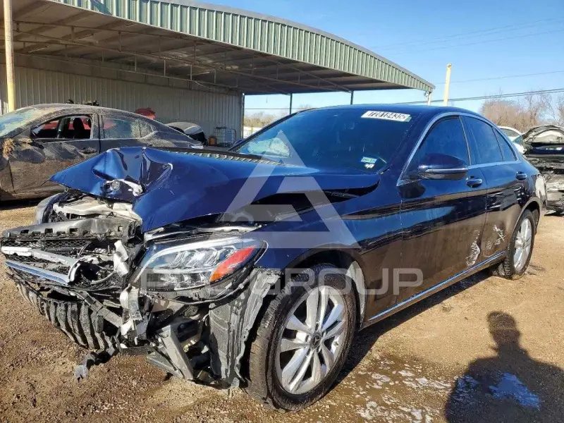 2019 Mercedes Benz C-Class фото