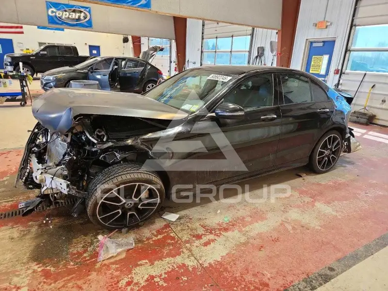 2019 Mercedes Benz C-Class фото