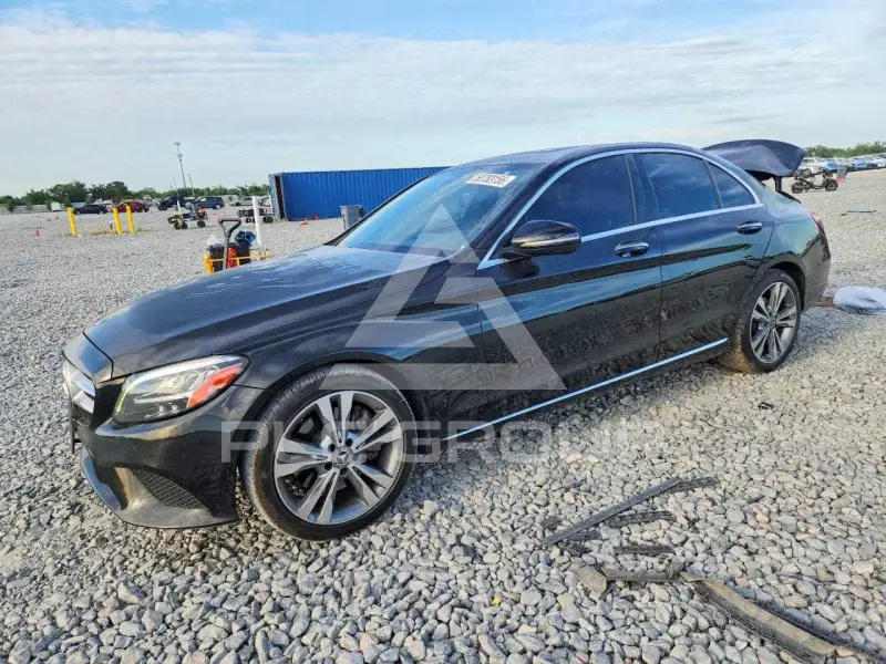 2019 Mercedes Benz C-Class фото