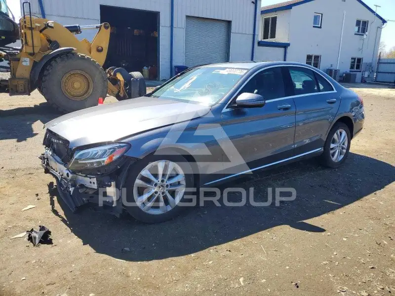2019 Mercedes Benz C-Class фото