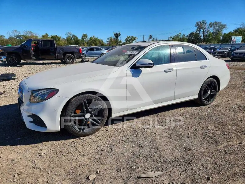 2019 Mercedes Benz E-Class фото