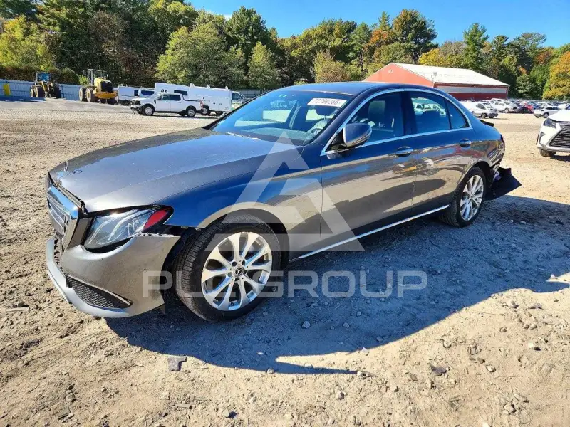 2019 Mercedes Benz E-Class фото