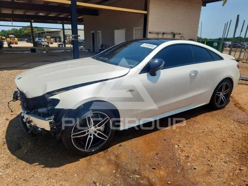 2019 Mercedes Benz E-Class фото
