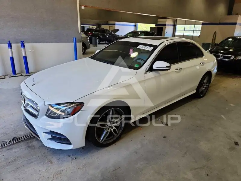 2019 Mercedes Benz E-Class фото