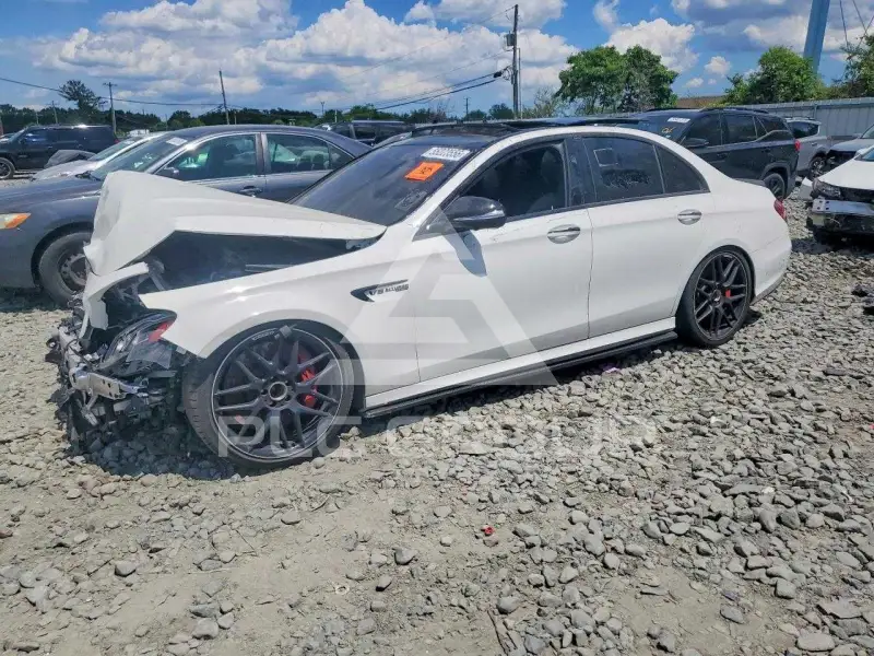 2019 Mercedes Benz E-Class photo