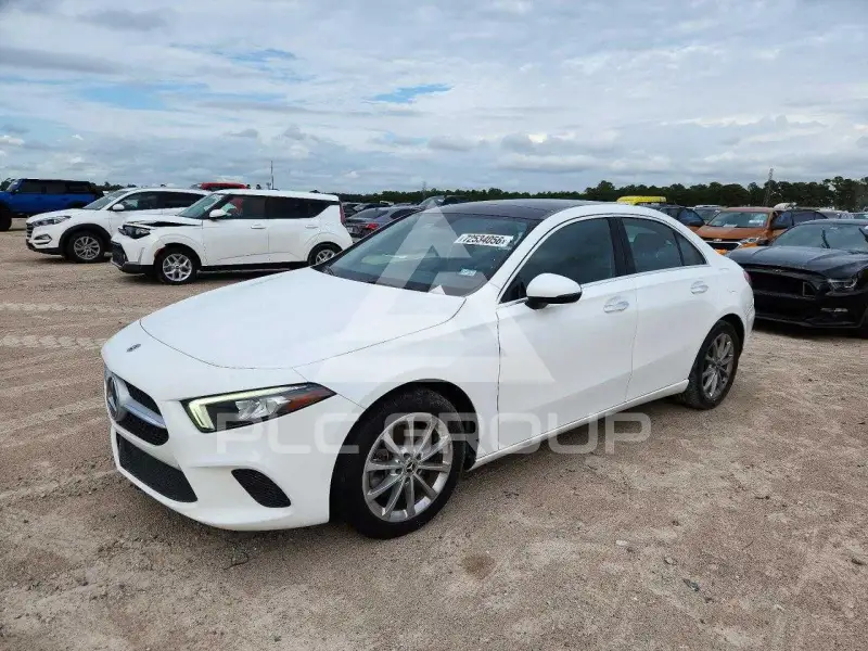 2019 Mercedes Benz A photo