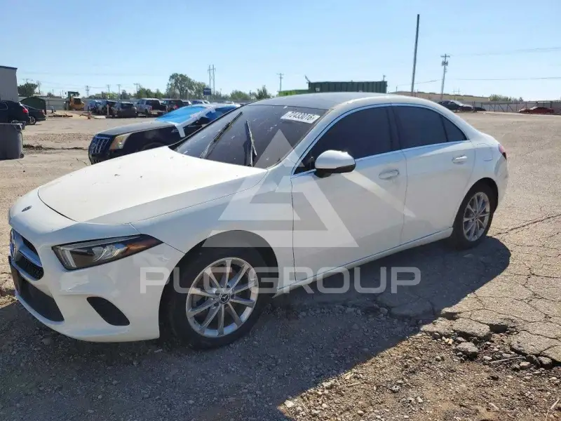 2019 Mercedes Benz A фото