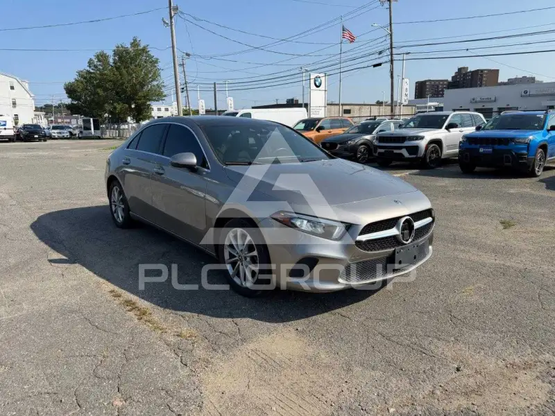 2019 Mercedes Benz A фото