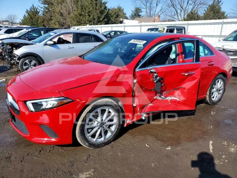 2019 Mercedes Benz A фото