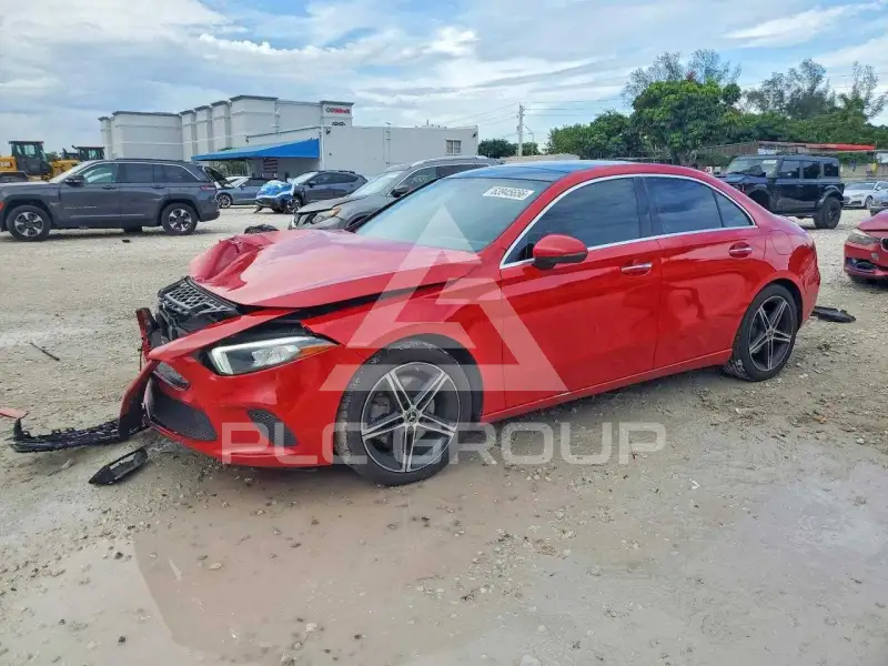 2019 Mercedes Benz A photo