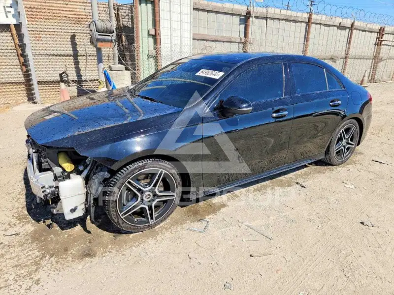 2019 Mercedes Benz A photo