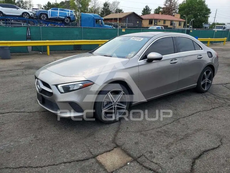 2019 Mercedes Benz A фото