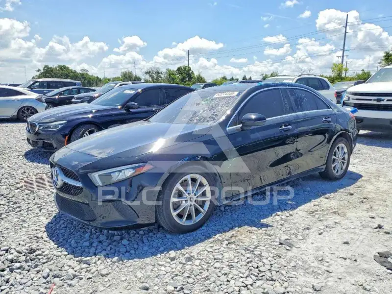 2019 Mercedes Benz A фото