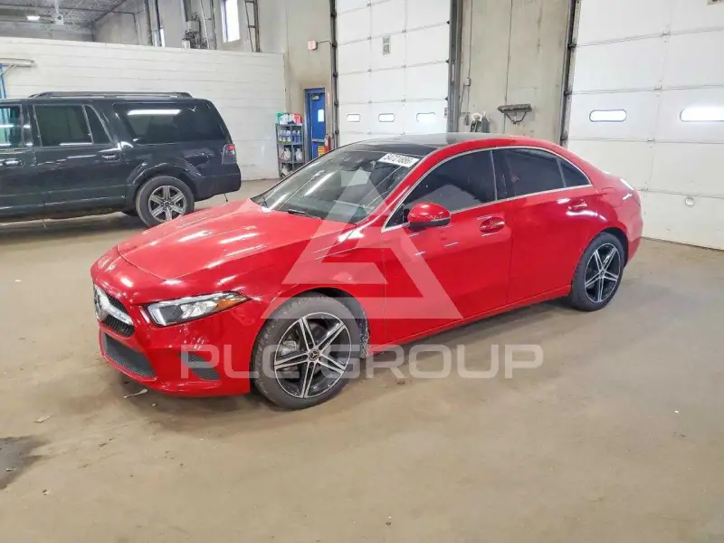 2019 Mercedes Benz A фото