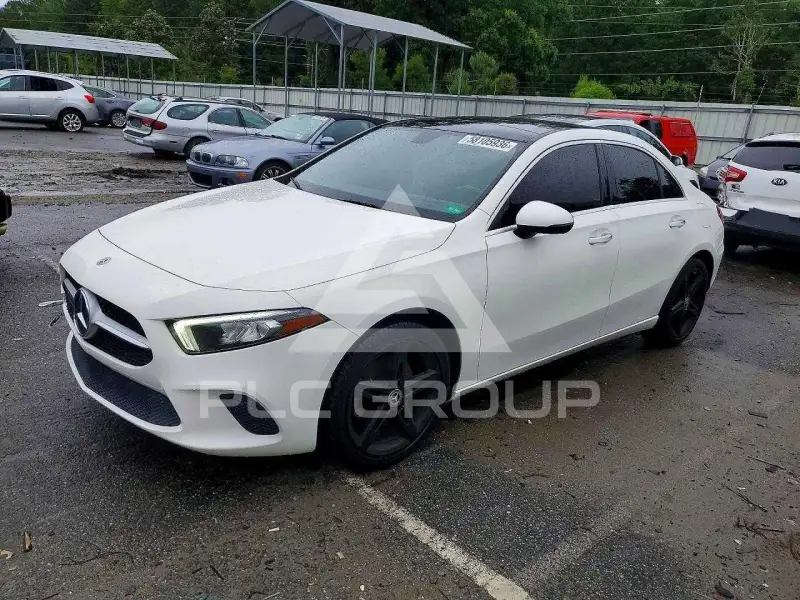 2019 Mercedes Benz A фото