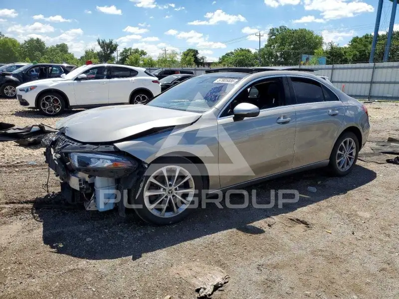 2019 Mercedes Benz A фото