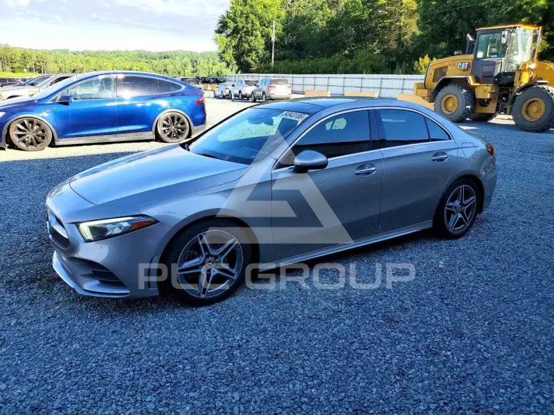 2019 Mercedes Benz A photo