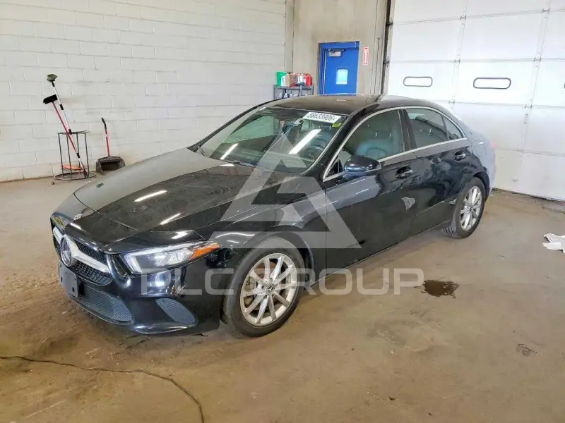 2019 Mercedes Benz A photo