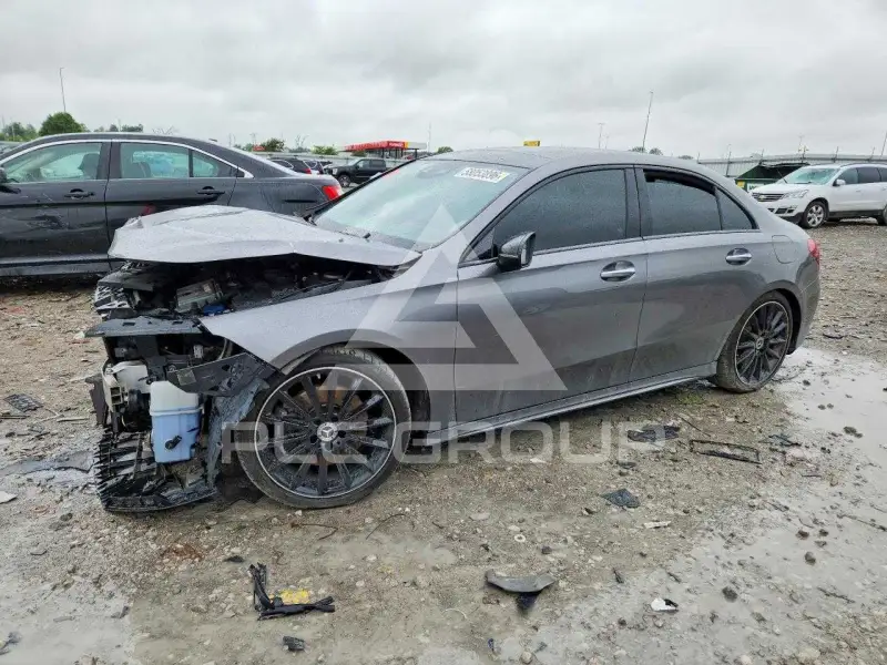 2019 Mercedes Benz A photo