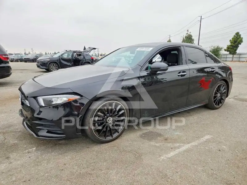2019 Mercedes Benz A фото