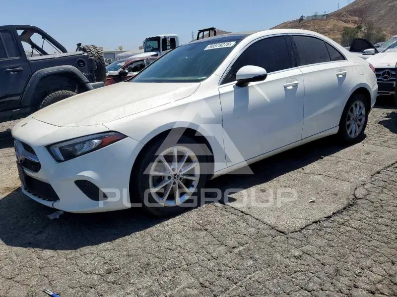 2019 Mercedes Benz A фото